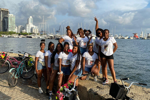 Cartagena: Bike Tour with a local guide
