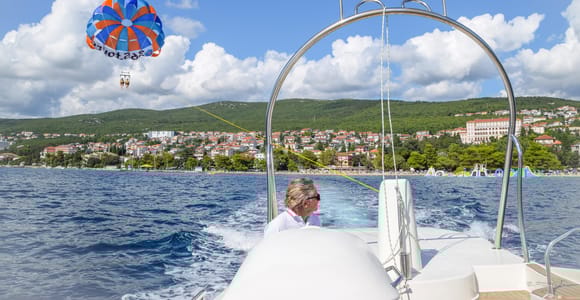 Crikvenica: Parasailing-Erlebnis über der Adria