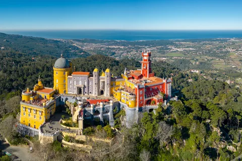 Lisbon: Pena Palace, Sintra, Cabo da Roca & Cascais Day Trip