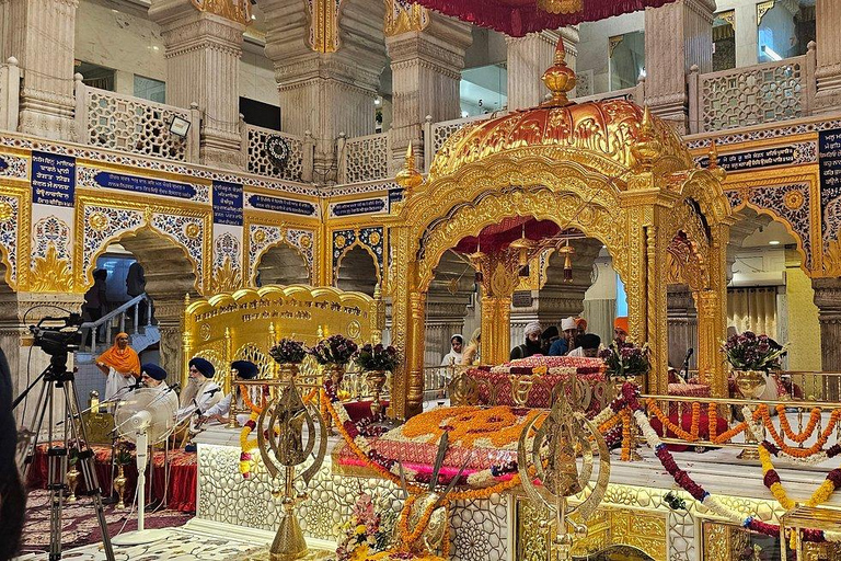 Delhi : Visite guidée privée de la vieille et de la nouvelle Delhi, en une journée ou une demi-journée.Visite d'une journée complète de l'Ancien et du Nouveau Delhi (voiture