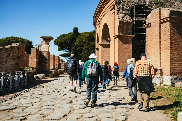 De Roma: Viagem de 1 dia de trem com guia para Ostia Antica