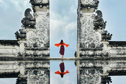 Bali: East Bali Highlights – Lempuyang & Virgin Beach