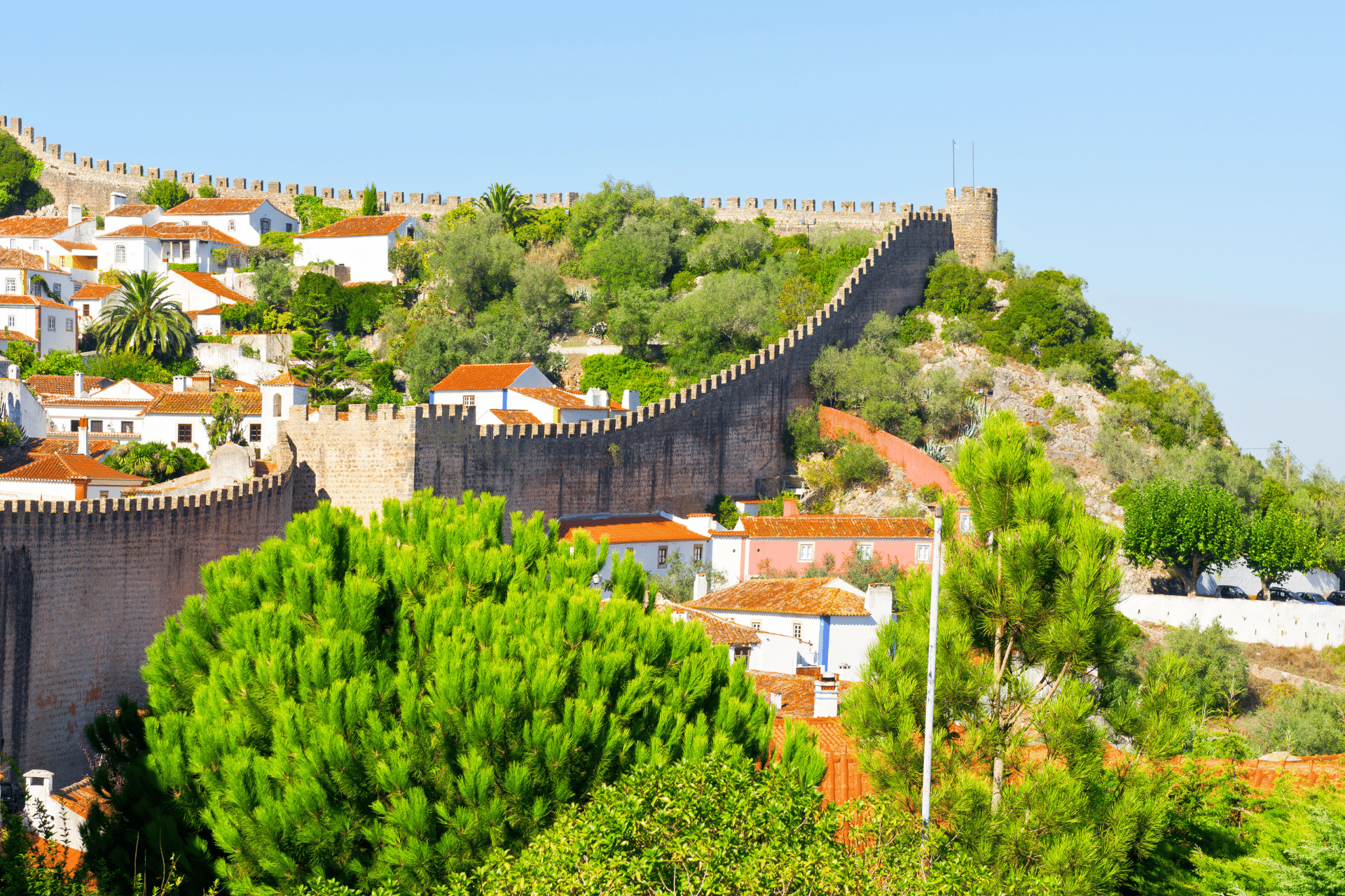 Von Lissabon aus: Fátima, Óbidos und Nazaré – Kleingruppentour