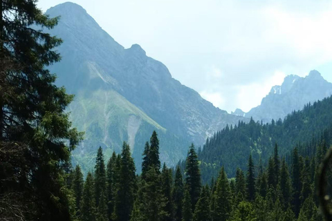 From Kunming: 8-Day Yunnan Private Cultural Tour