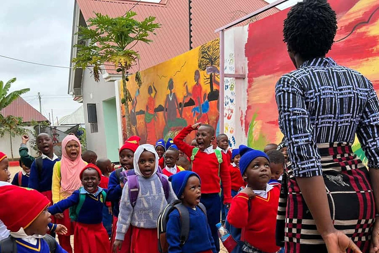 Nairobi: Kibera Slum Daycare And Preschool Guided Excursion. Kibera Slum Daycare And Preschool Guided Excursion.