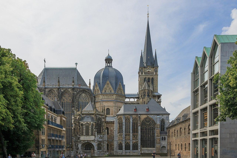 Bruxelas: Viagem de 1 dia a Aachen e Carlos Magno em automóvel privado