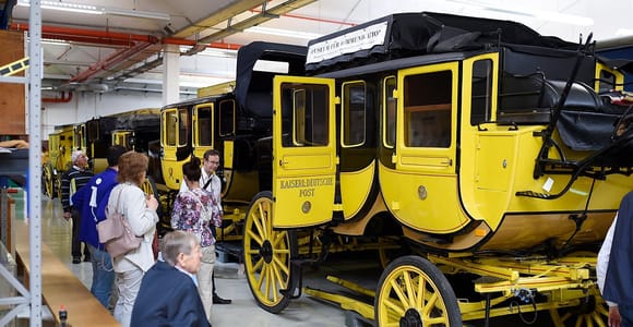 Heusenstamm: Führung durch das Depot des Museums für Kommunikation