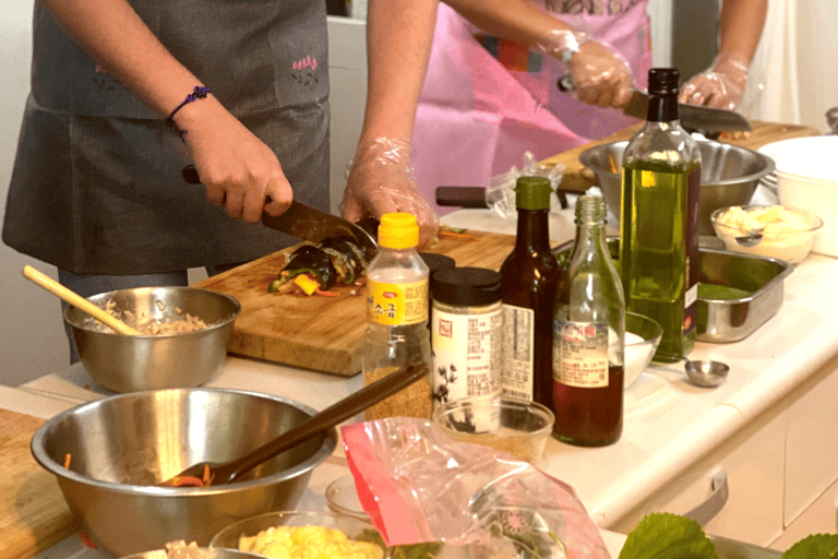 Busan: Traditional Culture Experience Tour with Lunch