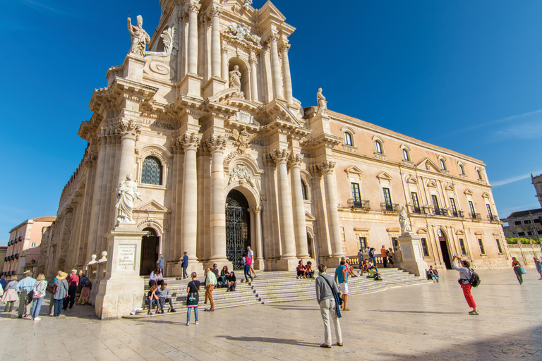 De Malta: Viagem de 1 dia ao Monte Etna e Siracusa com guiaMT. Excursão Etna e Siracusa