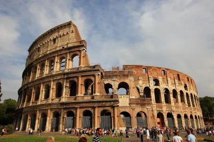 Rom: Colosseum Express mit Zugang zum antiken Rom