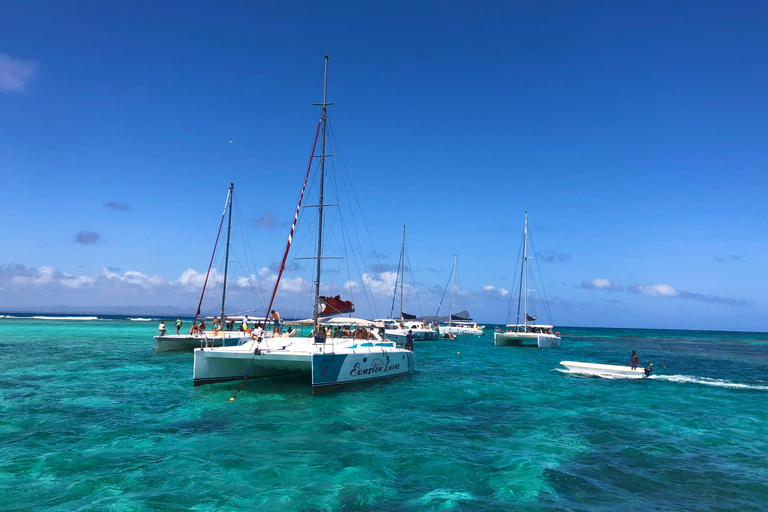 Grand Baie: Northern Isles Catamaran & Tropical BBQ