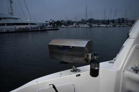 Marina Del Rey: wynajem luksusowego jachtu z kapitanemMarina Del Rey: Wynajem luksusowych jachtów z kapitanem