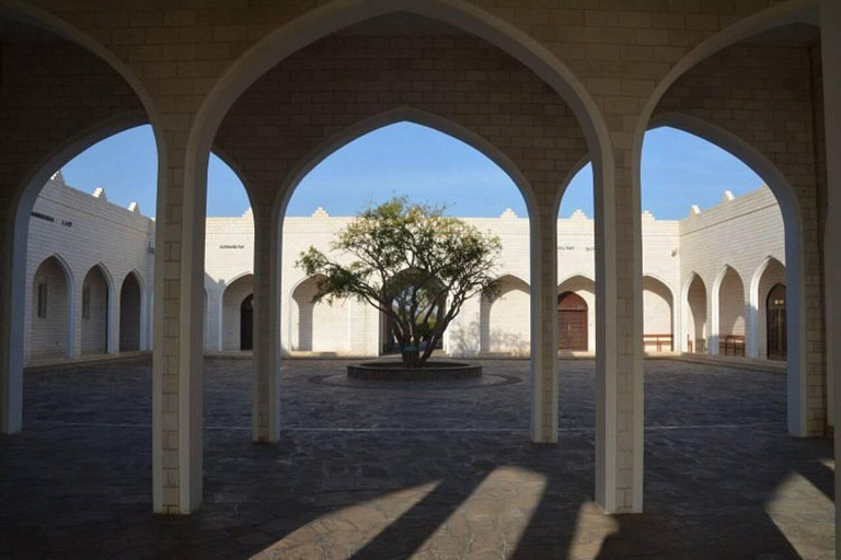 Salalah: Frankincense Museum Tour with Meal & Transfers