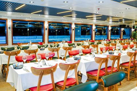 Istanbul: Luxury Dinner Cruise Pickup Include Menu + Soft drinks + Meeting point