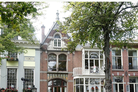 Haia: visita guiada &quot;Art NouveauHaia: visita guiada privada Art Nouveau