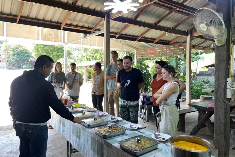 Chiang Rai Discovery:7 Attractions, Tickets & Lunch Included Chiang Rai Discovery: Full-Day Tour with Lunch & Entry Fees