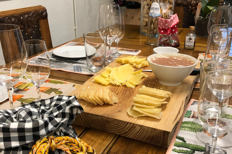 Porto: Cheese and Port Wine Tasting in a Unique Place