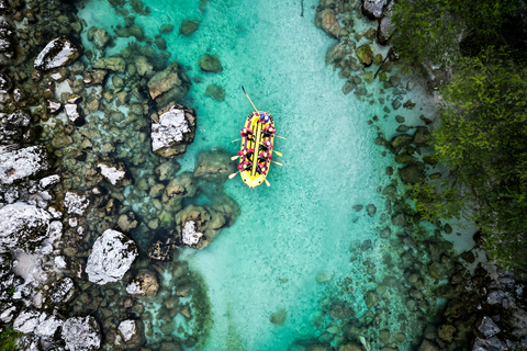 Rafting-Abenteuer auf dem Fluss Soča