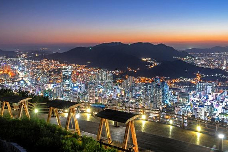Busan: Gemas Ocultas, Playas y Comida Local Tour PrivadoBusan: Hidden Gems, Beaches and Local Food Private Tour