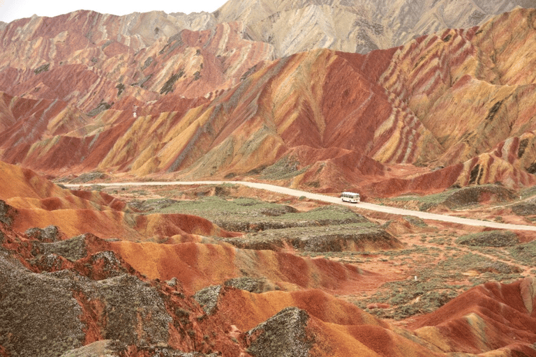 By bullet train from Lanzhou to Zhangye rainbow Mountain