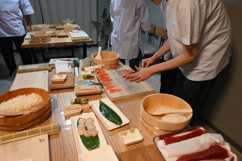 Sapporo: Sushi-Making Class