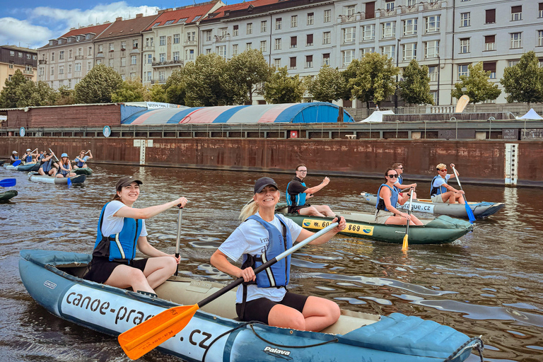 Prague: Guided Canoe Adventure – Discover Prague diferently