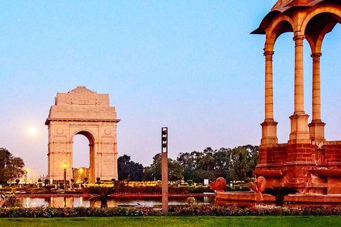 Delhi: Old and New Delhi City Private Guided Day TripHalf-Day Old Delhi Tour with Hotel Pickup, Driver, and Guide