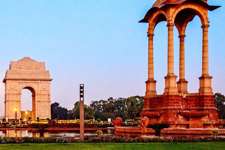 Delhi: Old and New Delhi City Private Guided Day Trip Old & New Delhi: Full-Day Tour (Car, Driver, and Guide Only)