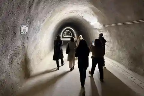 Luxemburgo: Instalação sonora Aquatunnel «The Lower World»