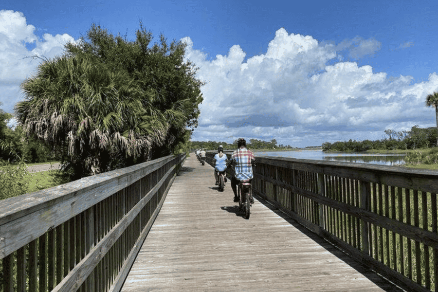 Sarasota: Fahrradverleih im Myakka State Park. Foto: GetYourGuide Sarasota: Fahrradverleih im Myakka State Park. Foto: GetYourGuide