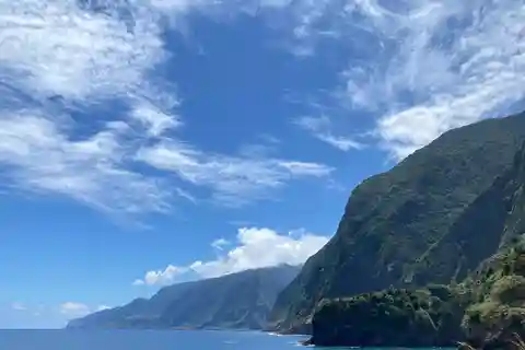 Tour Jeep Safari di Madeira con foresta di Fanal e piscine naturali