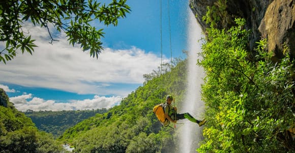 Mauritius: Tamarind Falls Canyoning Adventure