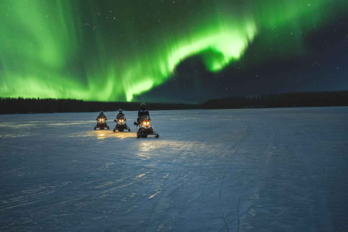 Rovaniemi : Chasse aux Aurores Boréales en Motoneige