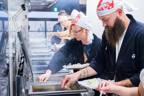 Samurai Gyoza Factory Kyoto: Aula de culinária de Gyoza