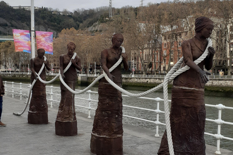 Bilbao: Women's Stories and Guggenheim Night Tour