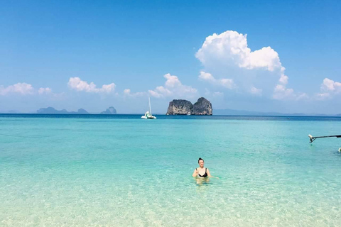 Ko Lanta: Excursión a la Cueva Esmeralda y las 4 Islas en barco de cola larga