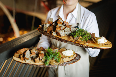 Tallinn: VR Dining Experience with 4-Course Meal