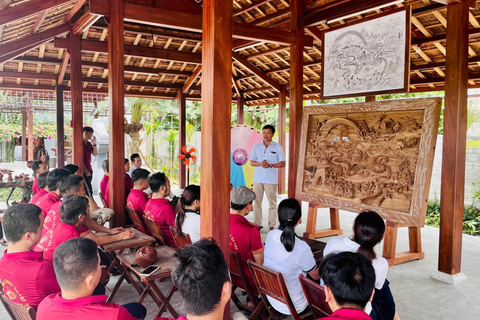 Hoi An: Clase de 3 horas de talla en madera con un artista local