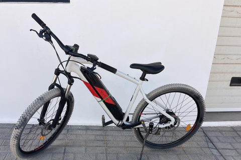 La Graciosa: Bike and E-Bike Rental with Route Map La Graciosa: Standard Bike with Route Map