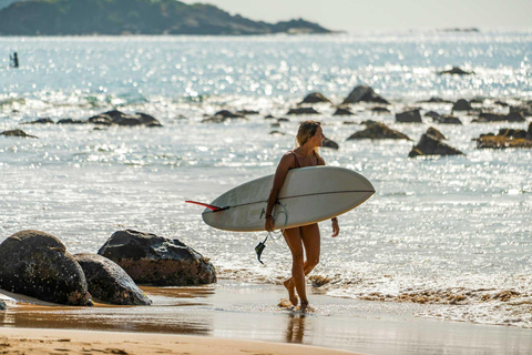 All Inclusive Weligama Bay Private Surf Lesson with Transfer Galle: Weligama Bay Private Surf Lesson with Transfer