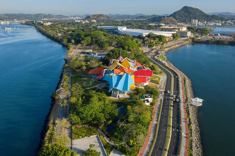 Visite privée des écluses de Miraflores et du Biomuseo