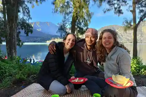 3d/2n rinjani trekking sembalun-torean