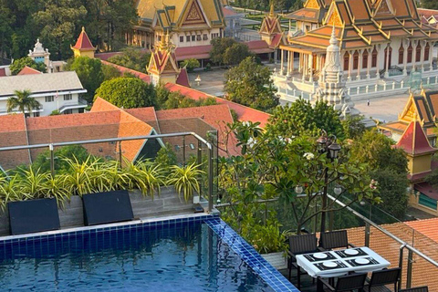 Ho Chi Minh City: Phnom Penh Day Trip with Lunch With English-Speaking Guide and with Lunch