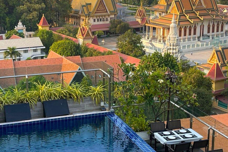 Ho Chi Minh City: Phnom Penh Day Trip with Lunch With English-Speaking Guide and with Lunch