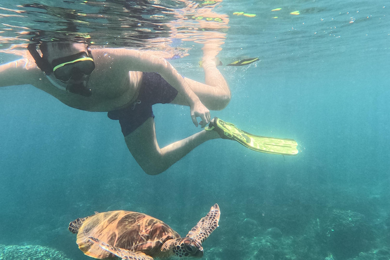 Tour pomeridiano di snorkeling delle isole Dimaniyatgita in barca privata