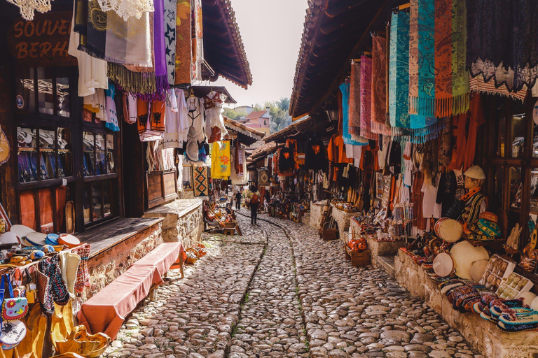 Vanuit Durres/Golem: Kruja Kasteel &amp; Oude Bazaar Dagtour