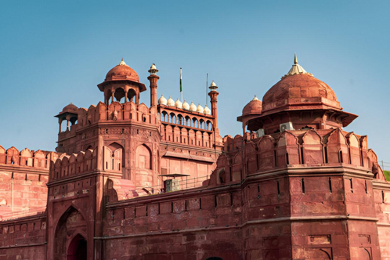 Delhi: Skip-the-line Red Fort entry with expert guide tour Red Fort: Tour Guide + Car + Entry Tickets