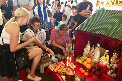 Small Group Tour: Hidden Gems of Old Hong Kong