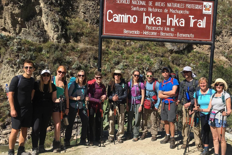 Cusco: 4-Day Inca Trail to Machu Picchu whit return in train