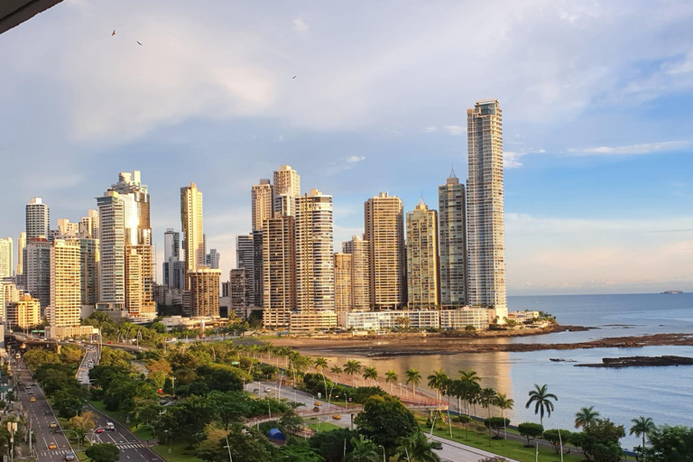 Panama City: Luxury Private City Tour